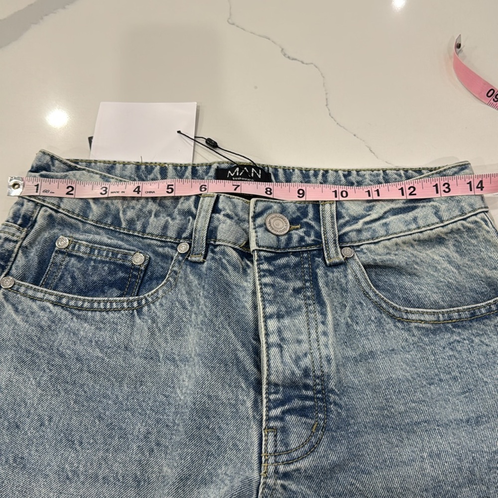 Straight Rigid Jean - Picture 6 of 9